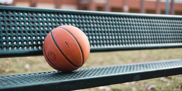 曾凡博计划去德国治疗腰椎横突骨折 希望赶上参加8月亚洲杯