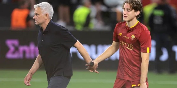 罗马诺：博韦与沃特福德就加盟达成协议，他已与罗马解约